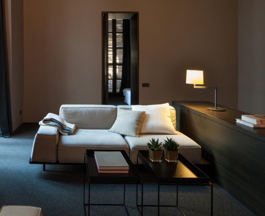 Vibia Swing 0507 Tafellamp